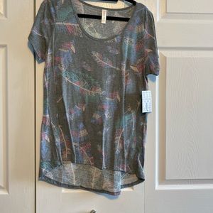 LuLaRoe Classic T Large